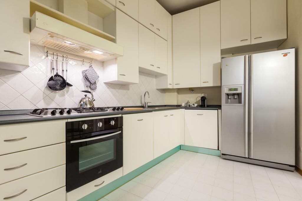 Easyhomes - San Babila Corridoni Milan Bagian luar foto